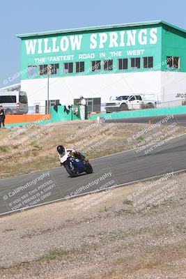 media/Apr-20-2025-AHRMA (Sun) [[393a79c373]]/Race/Group 11 early race/Turn 4b/